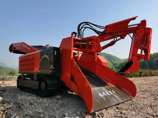 襄陽扒渣機生產(chǎn)廠家,卓力機械扒渣機大揭秘